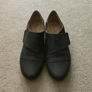 Abella True Comfort Women’s Black Loafer/Flats Shoes Size 8